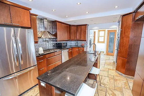 56 Cordova Street — Photo 2