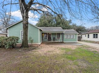 3217 S 3rd St, Waco, TX 76706