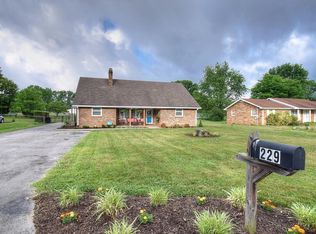 229 Beaver Rd, Bluff City, TN 37618