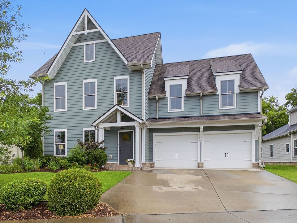 1st image of 609 Sire Ave