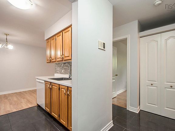 5th image of 41 Moirs Mill Rd #1