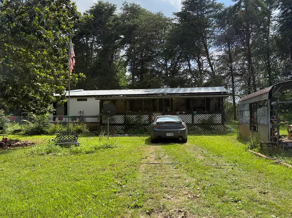 819 Ramseur Julian Rd, Ramseur, NC 27316