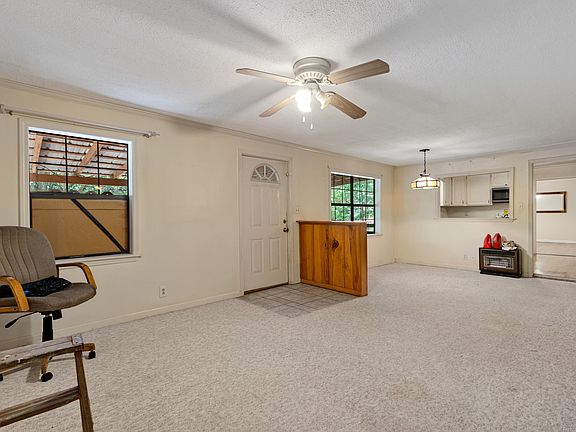 4th image of 862 Epley Rd
