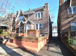 3324 Fenton Ave, Bronx, NY 10469