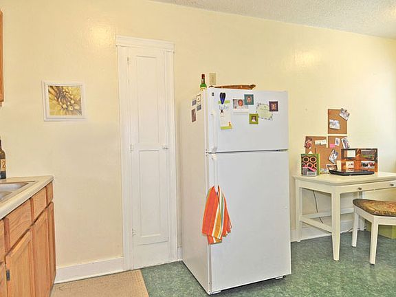 4th image of 1220 N Emerson St APT 03