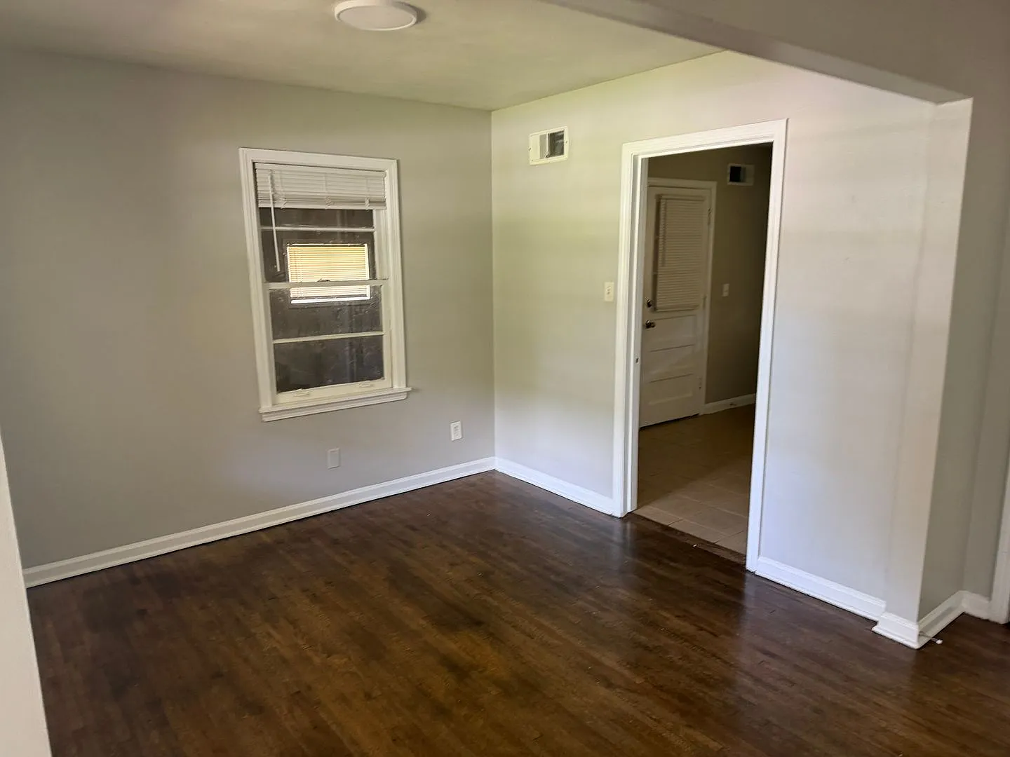 Welcome to 4360 Walnut Hill Drive! — Photo 4