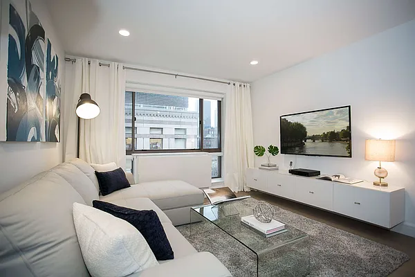 Rented by Bedrose | media 46