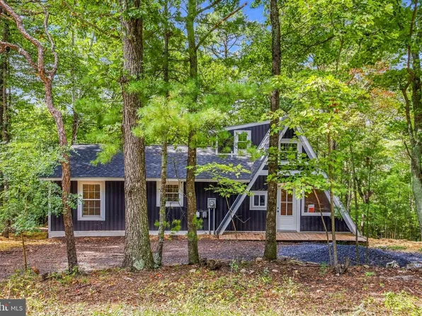 404 N Maple Rd, Mount Jackson, VA 22842