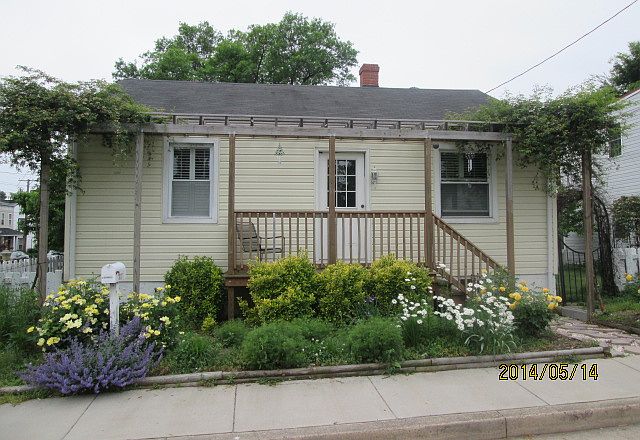 1st image of 3017 M St