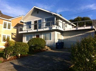 28756 Redondo Beach Dr S, Seattle, WA 98198