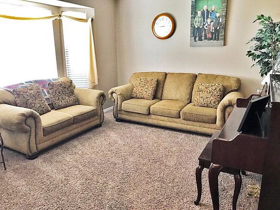 3rd image of 3058 N Bechler Dr