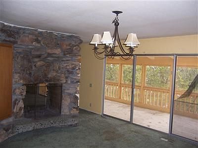 2nd image of 948 Markham Ct