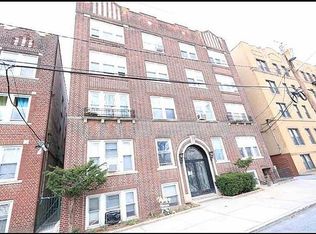 157-159 W 48th St #202, Bayonne, NJ 07002