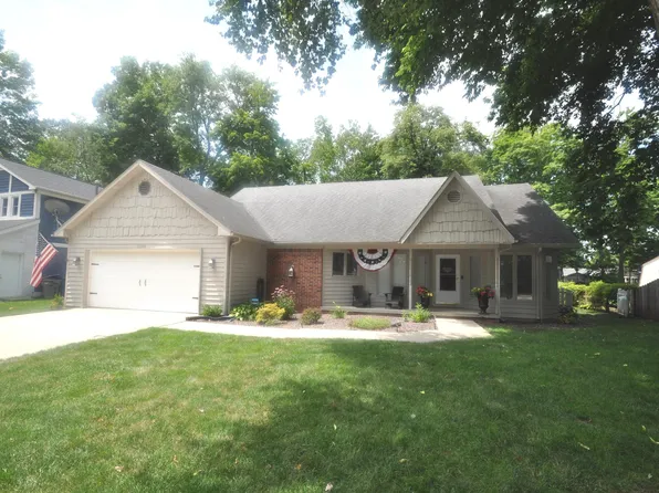 2390 Lincoln Dr, Cicero, IN 46034