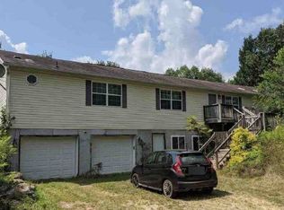 7006 Cuff Rd, Jackson, MI 49201