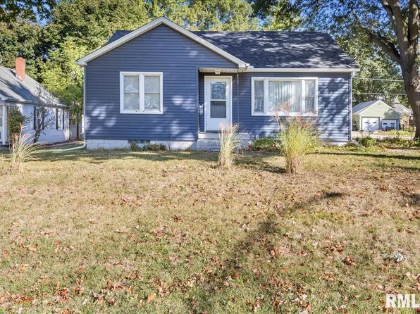201 W Rohman St, Metamora, IL 61548