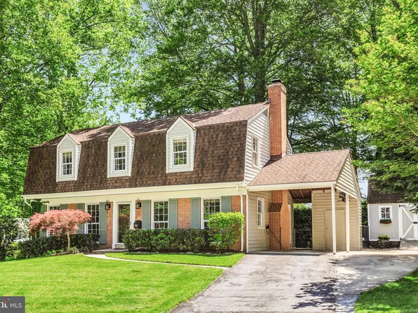 5100 Yosemite Dr, Rockville, MD 20853