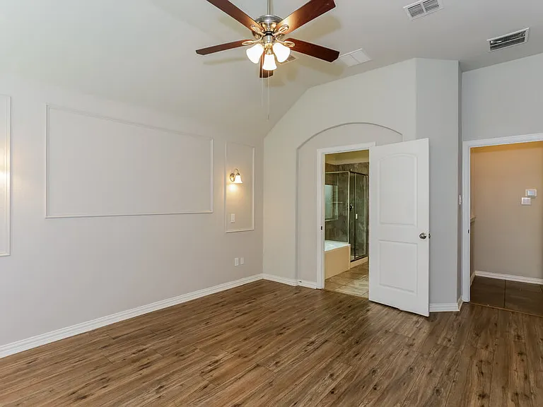 339 Chamberlain Dr — Photo 7