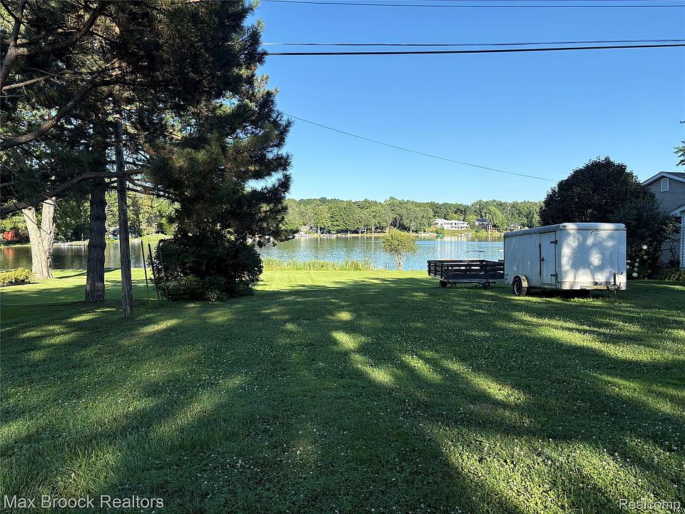 1st image of 1105 Pinecrest Dr