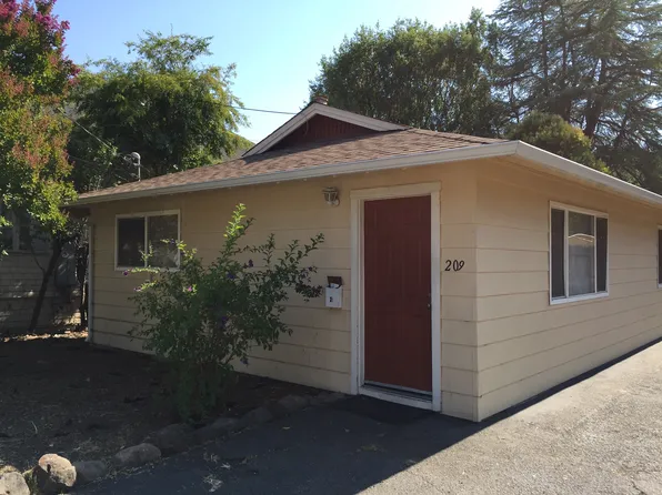 213 S E St #209, Santa Rosa, CA 95404