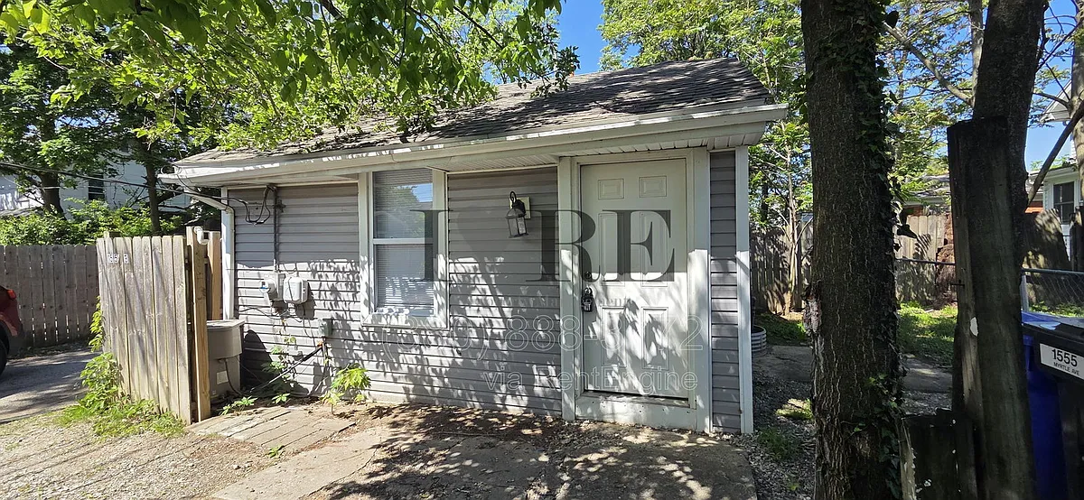 Building Photo - 1555 Myrtle Ave