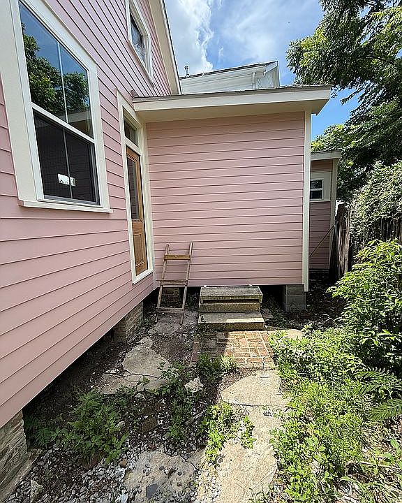2nd image of 2217 Gov Nicholls St