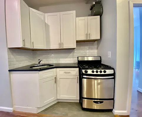 Rented by Compass | media 12