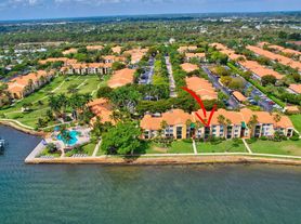 180 Yacht Club Way