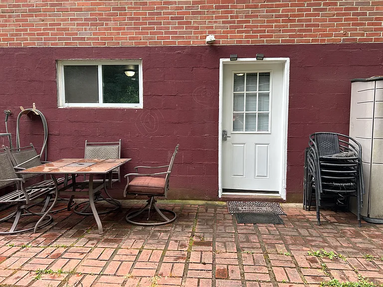 553 Woodland Hills Dr — Photo 12
