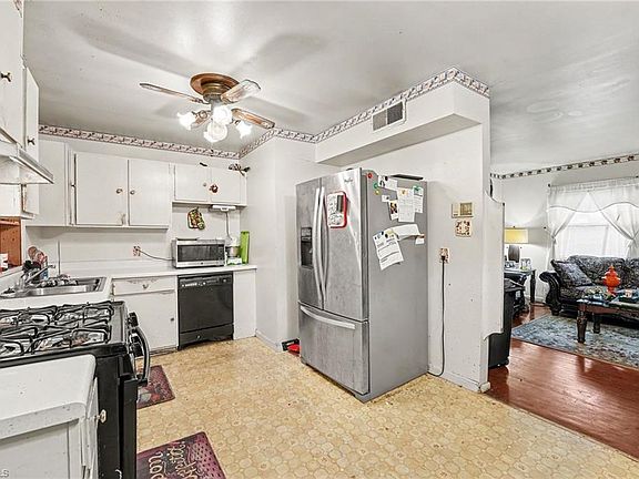 4th image of 4304 N Jasmin Ct