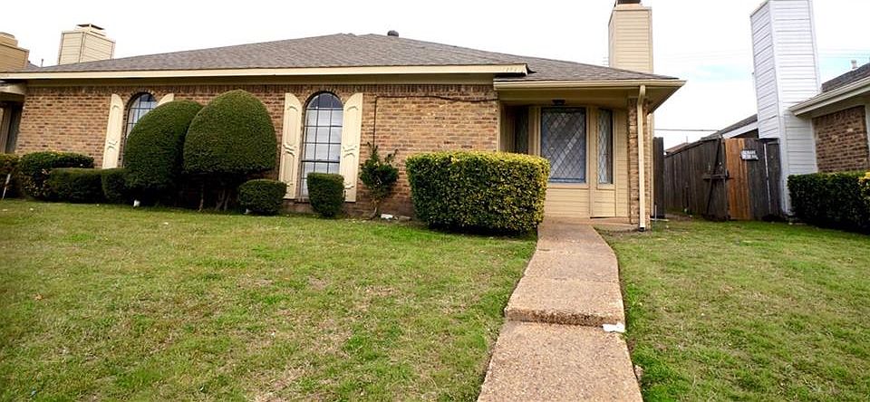1st image of 11810 Garden Terrace Dr