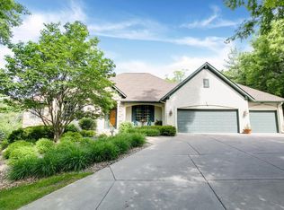 22520 Ironwood Rd, Lakeville, MN 55044