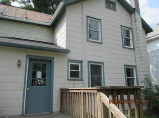 225 Prospect St, Hawley, PA 18428
