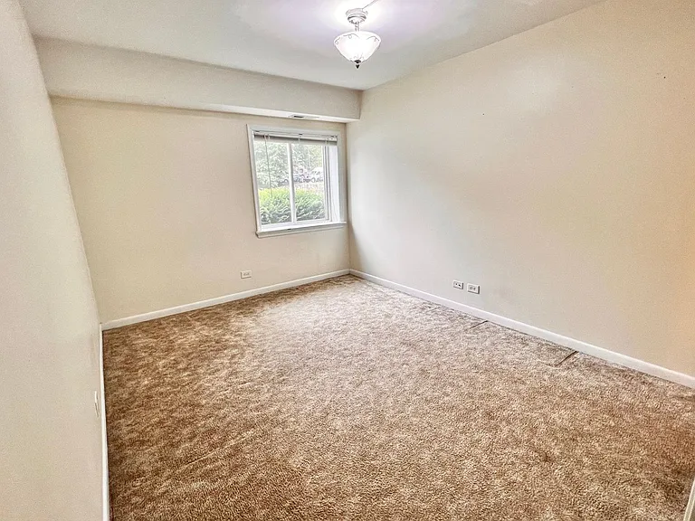 1800 Jefferson Park Ave — Photo 16