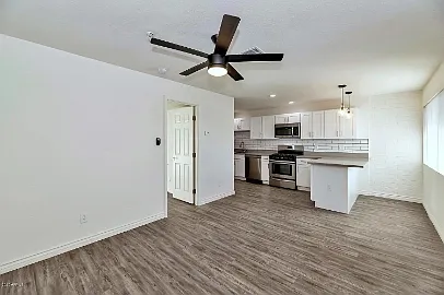 6725 East Earll Drive - 14 — Photo 3