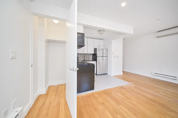 Rented by Living New York | media 1