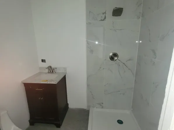 1407 43rd Street image 5 of 9