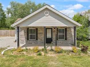1429 Mount Zion Rd, Henryville, IN 47126