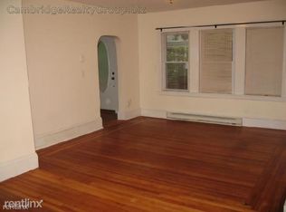 160 Cushing St #1, Cambridge, MA 02138