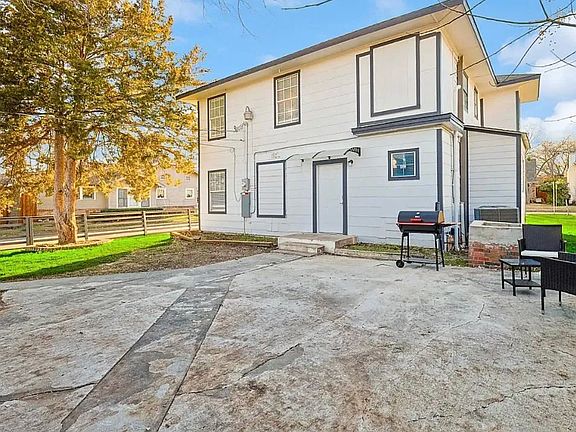 2nd image of 702 N Edgefield Ave