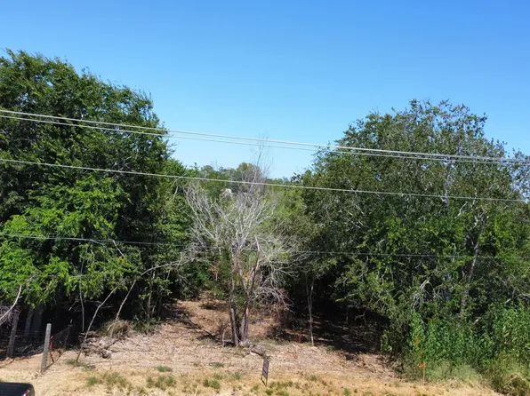 1208 6TH ST LOT 3, Floresville, TX 78114