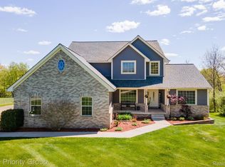 10270 County Line Rd, Ortonville, MI 48462