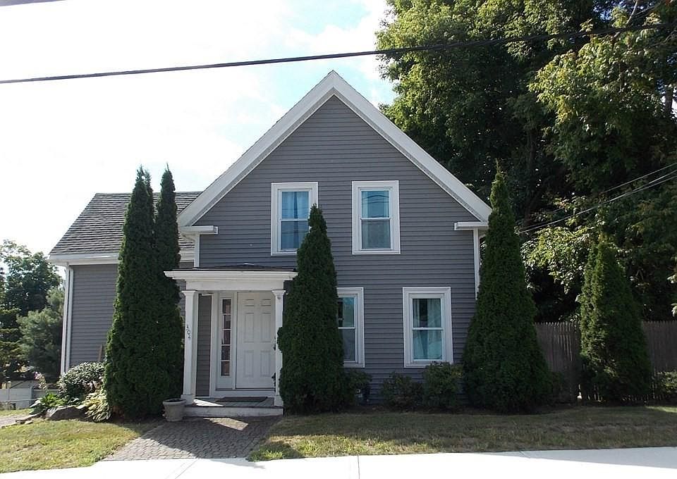 1st image of 304 Lincoln St