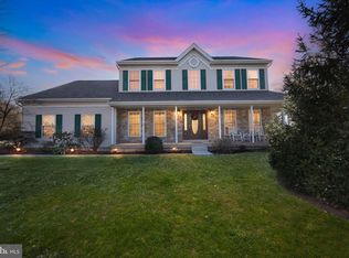 110 Persimmon Dr, Collegeville, PA 19426