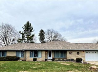 209 Timberline Dr, Georgetown, IL 61846