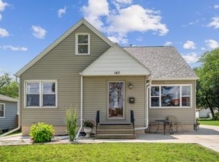 140 Bourland Ave, Waterloo, IA 50702