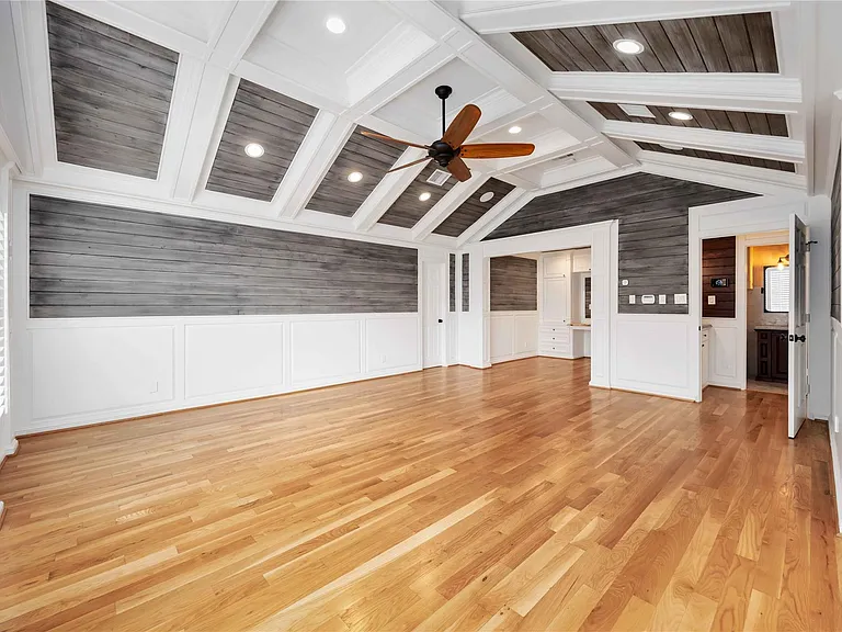 4031 Fernwood Dr — Photo 23
