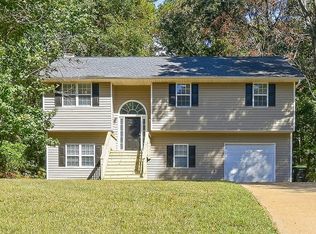 295 Widgeon Dr, Newnan, GA 30263