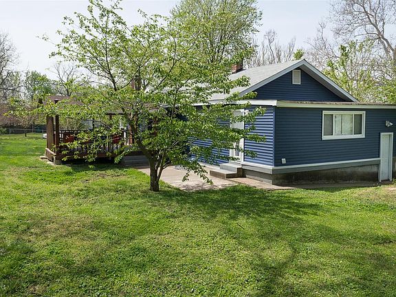 4th image of 10541 Thorpe Ave