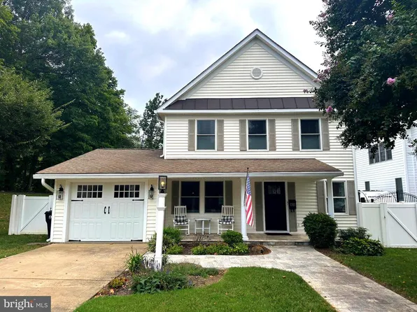 1511 Winchester St, Fredericksburg, VA 22401